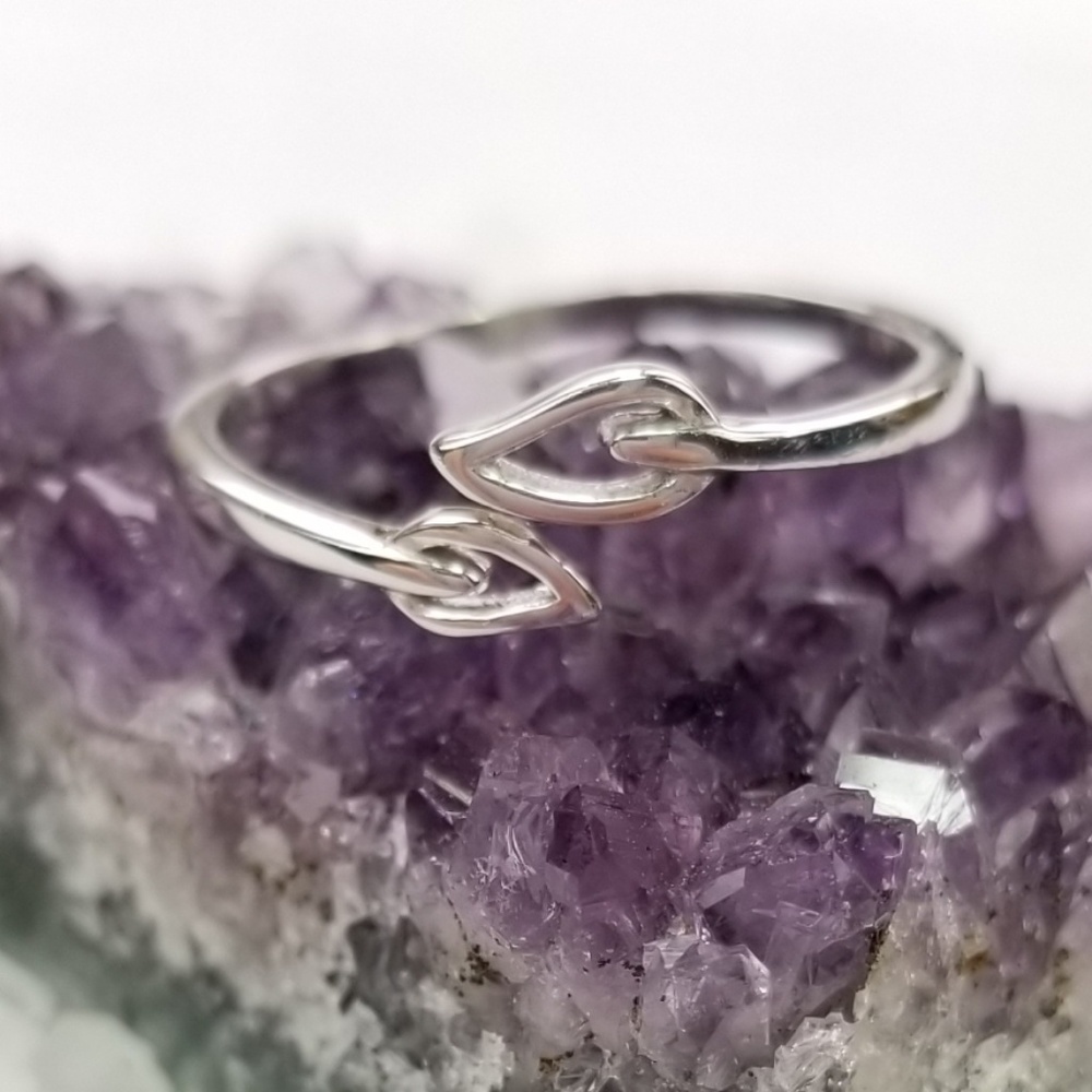 {The Poison Leaf Ring} Solid Sterling Silver .925